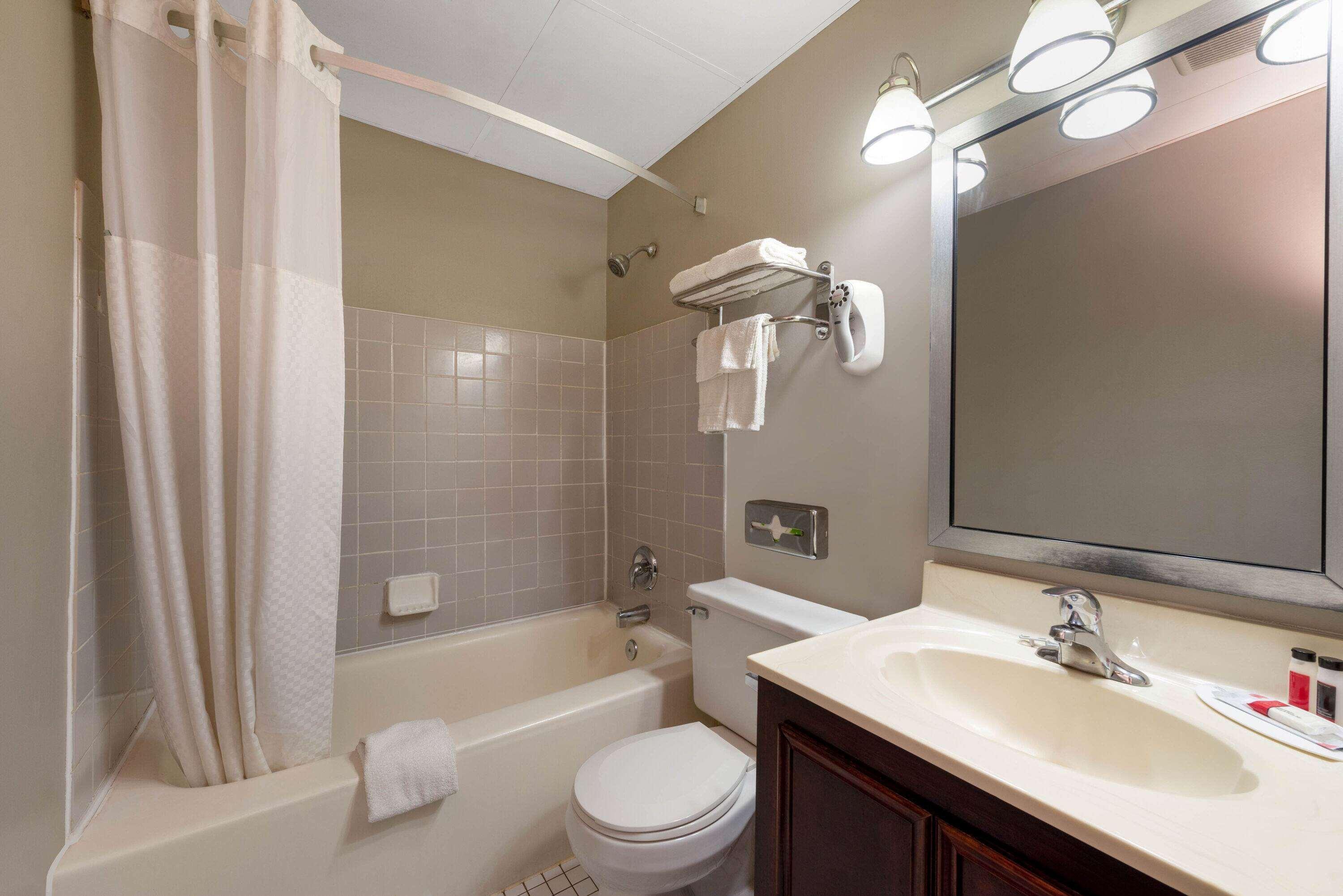 ซูเปอร์ 8 บาย วินด์แฮม คลีฟแลนด์ Hotel North Ridgeville ภายนอก รูปภาพ
