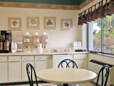 ซูเปอร์ 8 บาย วินด์แฮม คลีฟแลนด์ Hotel North Ridgeville ร้านอาหาร รูปภาพ